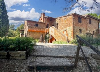 casale il falcone 4.jpg - Casale Via dei Partigiani, Castiglione del Lago - foto 5