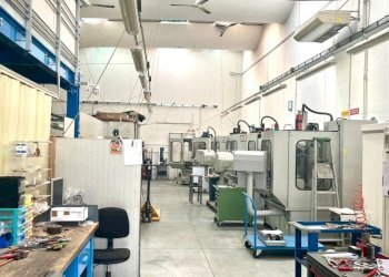 WhatsApp Image 2025-11-11 at 18.27.15 (8).jpeg - Locale Commerciale Via Castronella, Campi Bisenzio - foto 8