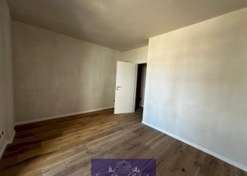 WhatsApp Image 2025-09-25 at 09.42.59 (2).jpeg - Trilocale Via Caponsacchi, Firenze - foto 8