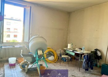 WhatsApp Image 2025-11-11 at 18.57.56 (1).jpeg - Trilocale Via Caponsacchi, Firenze - foto 13