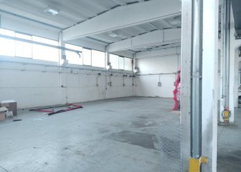 IMG_20251106_161545.jpg - Capannone Via Prampolini 19, Formigine - foto 1