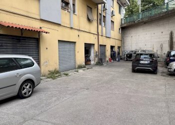 Box Via Emilio Capizzano, Cosenza - foto 1