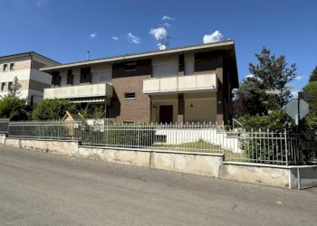 Bilocale Viale Giovanni XXIII, Sasso Marconi - foto 1