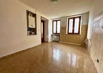 Appartamento Via Edmondo De Amicis, Santhià - foto 3