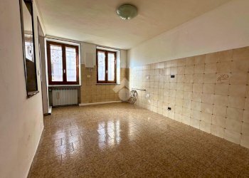 Appartamento Via Edmondo De Amicis, Santhià - foto 5