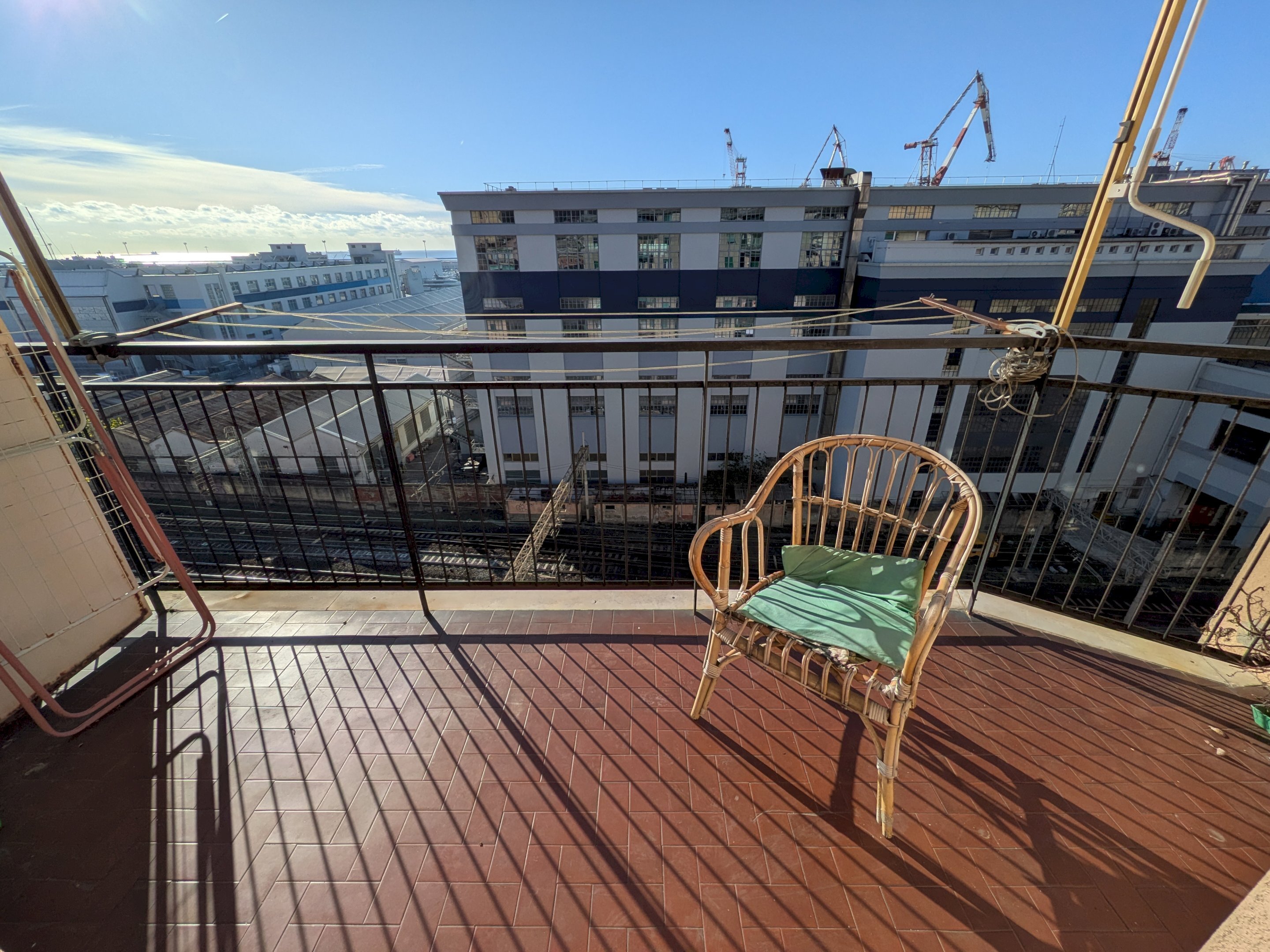 Bilocale via Giacomo Puccini, Genova (zona Sestri Ponente) - foto 1