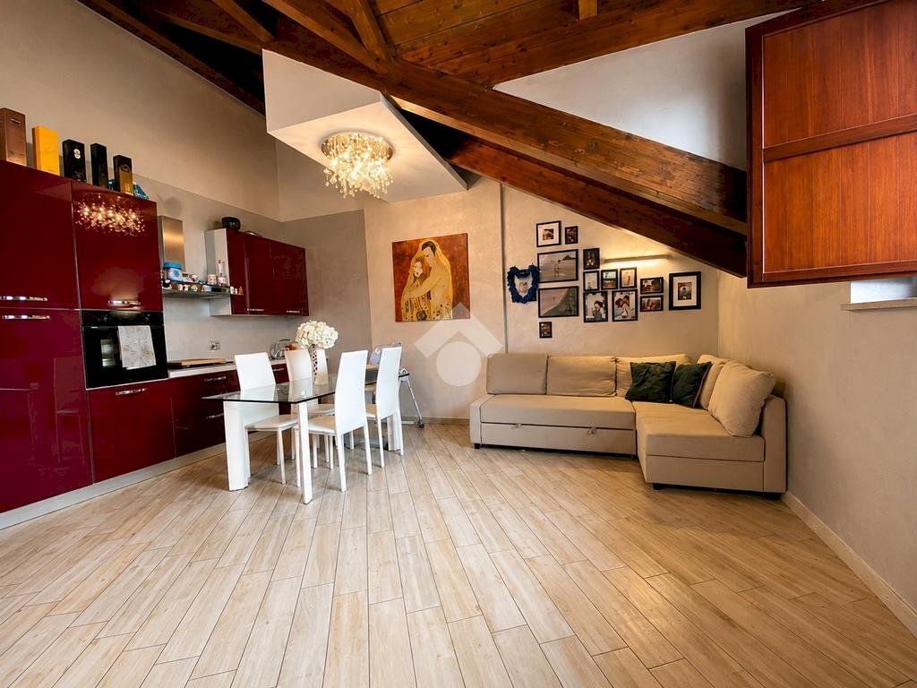 Two-room apartment Via Colombetto, Nichelino - photo 1