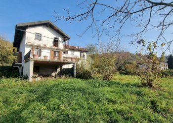 Casa indipendente Strada bussolino, Gassino Torinese - foto 1