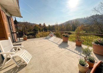 Casa indipendente Strada bussolino, Gassino Torinese - foto 1