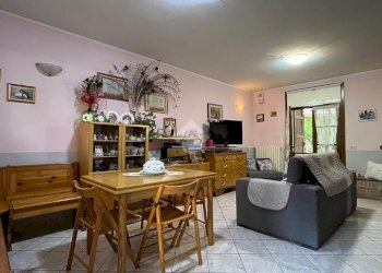 Villa a Schiera Via 24 Maggio, Bibbiano - foto 1