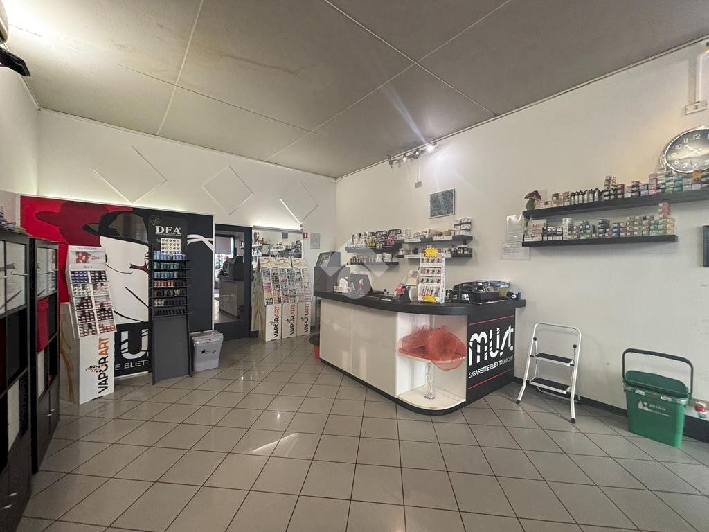 Shop viale Roma, Cervia - photo 3
