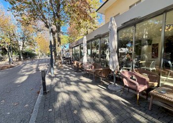 Shop Viale Roma, Cervia - photo 1