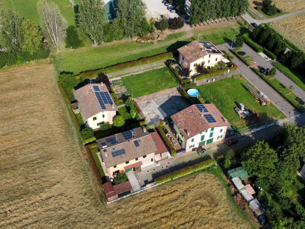 Building land Via S. Prospero, Correggio - photo 3