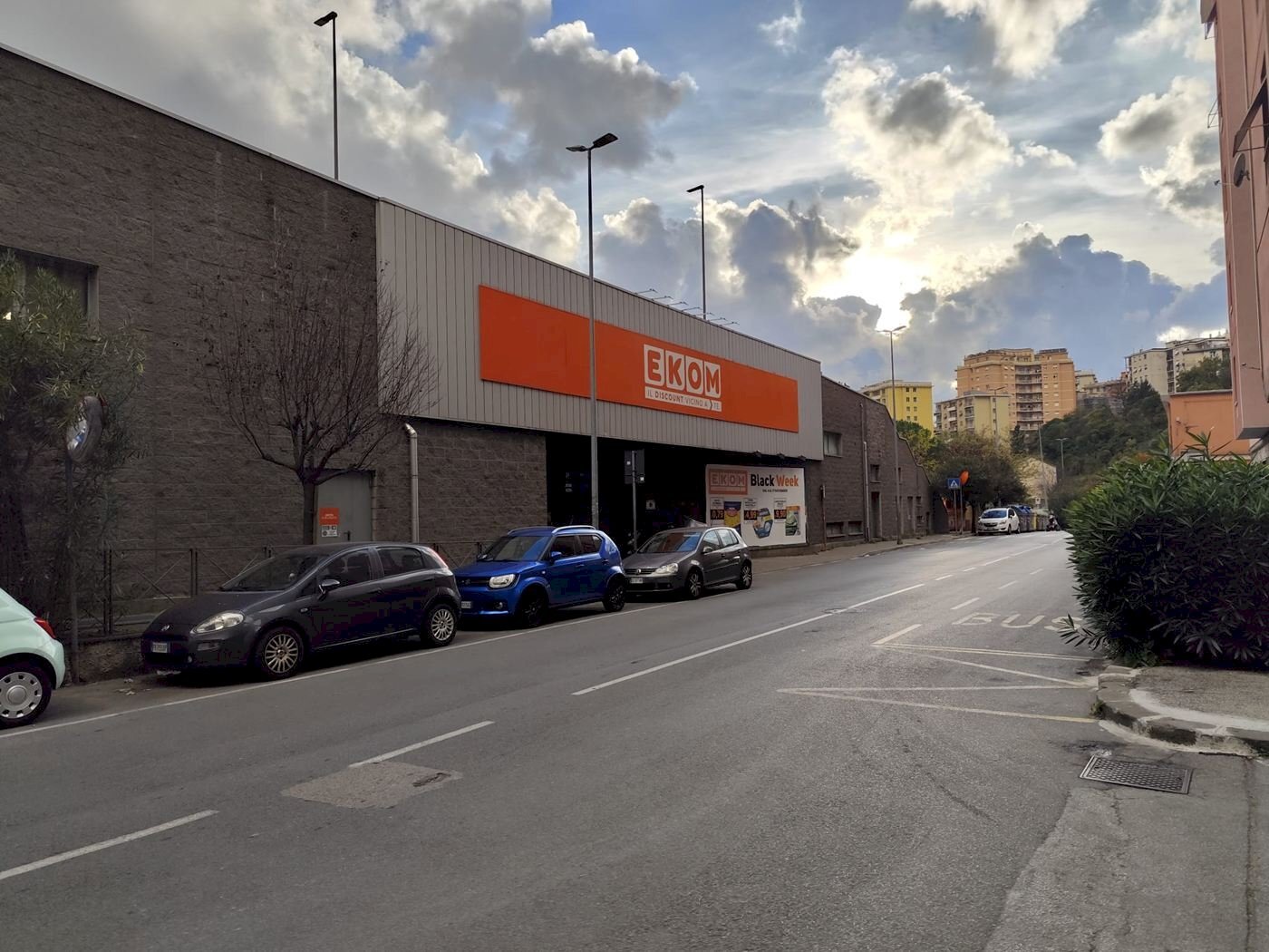 Warehouse via Vezzani, Genova (neighborhood Rivarolo) - photo 3