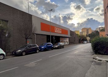 Warehouse via Vezzani, Genova (neighborhood Rivarolo) - photo 3