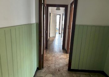 Quadrilocale VIA CATALANI 10, Genova (zona Sestri Ponente) - foto 2