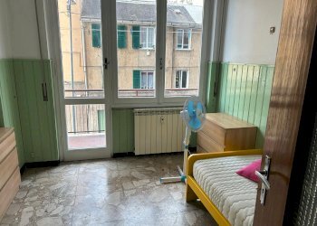 Quadrilocale VIA CATALANI 10, Genova (zona Sestri Ponente) - foto 3