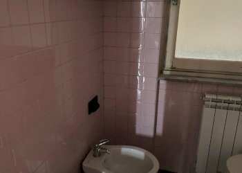 Quadrilocale VIA CATALANI 10, Genova (zona Sestri Ponente) - foto 30