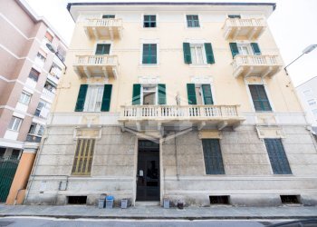 Appartamento Via Servettaz, Savona (zona Centro) - foto 1