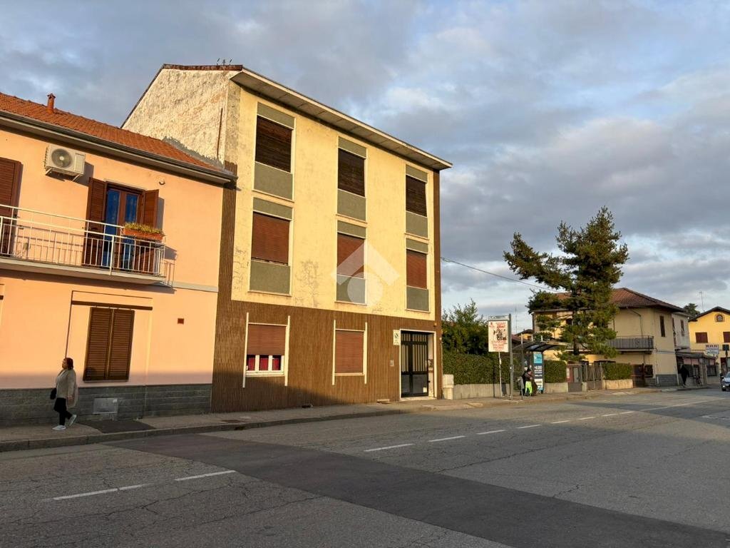 Three-family Villa Corso Milano, Novara - photo 1