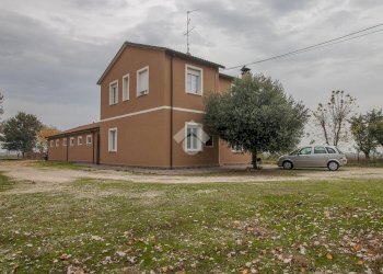 Casa indipendente Via Lunga, Ravenna (zona Santo Stefano) - foto 1
