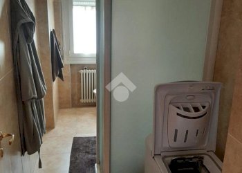 Bilocale Viale Medaglie D'Oro, Modena (zona Sant'Agnese - Università) - foto 9