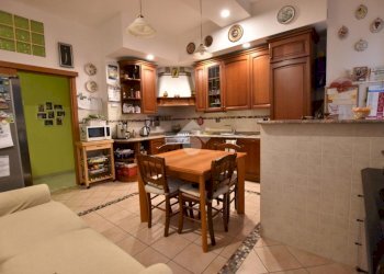 Three-room apartment Via Brianza, Settala - photo 12