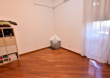 Three-room apartment Via Brianza, Settala - photo 25