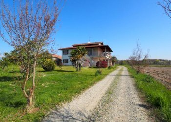 Independent house Via rovasenda, Brusnengo - photo 1