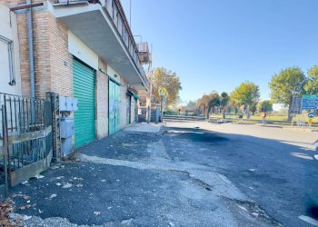 Foto 13 - Locale Commerciale via Salaria
 
49-47, Monterotondo - foto 13