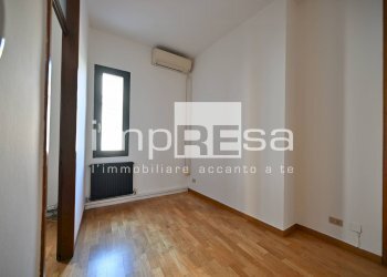 Foto 8 - Ufficio Vicolo Pescatori
 
1, Treviso - foto 8