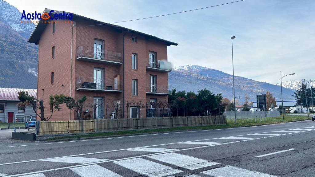 Foto 1 - Bilocale Località Grand Chemin
 
172, Saint-Christophe - foto 1