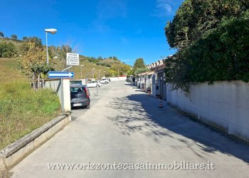 Foto 2 - Box Ascoli Piceno - photo 2