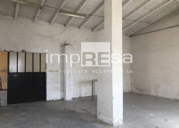 interno sub 2 - Magazzino viale della resistenza
 
8, Quarto d'Altino - foto 9