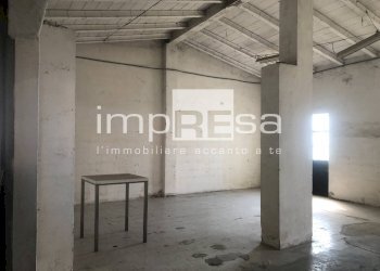 vista altezza 4,80m sub 2 - Magazzino viale della resistenza
 
8, Quarto d'Altino - foto 10