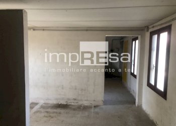 interno sub 3 e 4 - Magazzino viale della resistenza
 
8, Quarto d'Altino - foto 14
