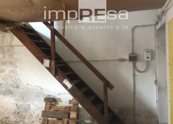 scala accesso soppalco sub 3 e 4 - Magazzino viale della resistenza
 
8, Quarto d'Altino - foto 18