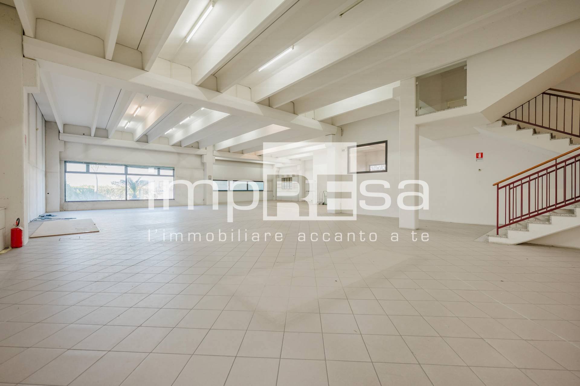 spazi piano terra - Locale Commerciale via botticelli, Mogliano Veneto - foto 1