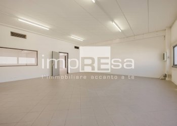 spazi piano terra - Locale Commerciale via botticelli, Mogliano Veneto - foto 4