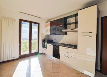 Cucina - Trilocale Via Statale
 
3/C, Cadegliano-Viconago - foto 10