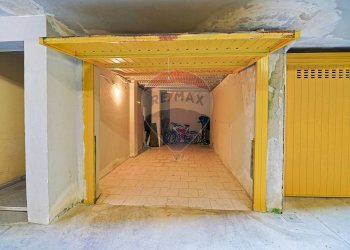 Garage - Trilocale Via Statale
 
3/C, Cadegliano-Viconago - foto 37