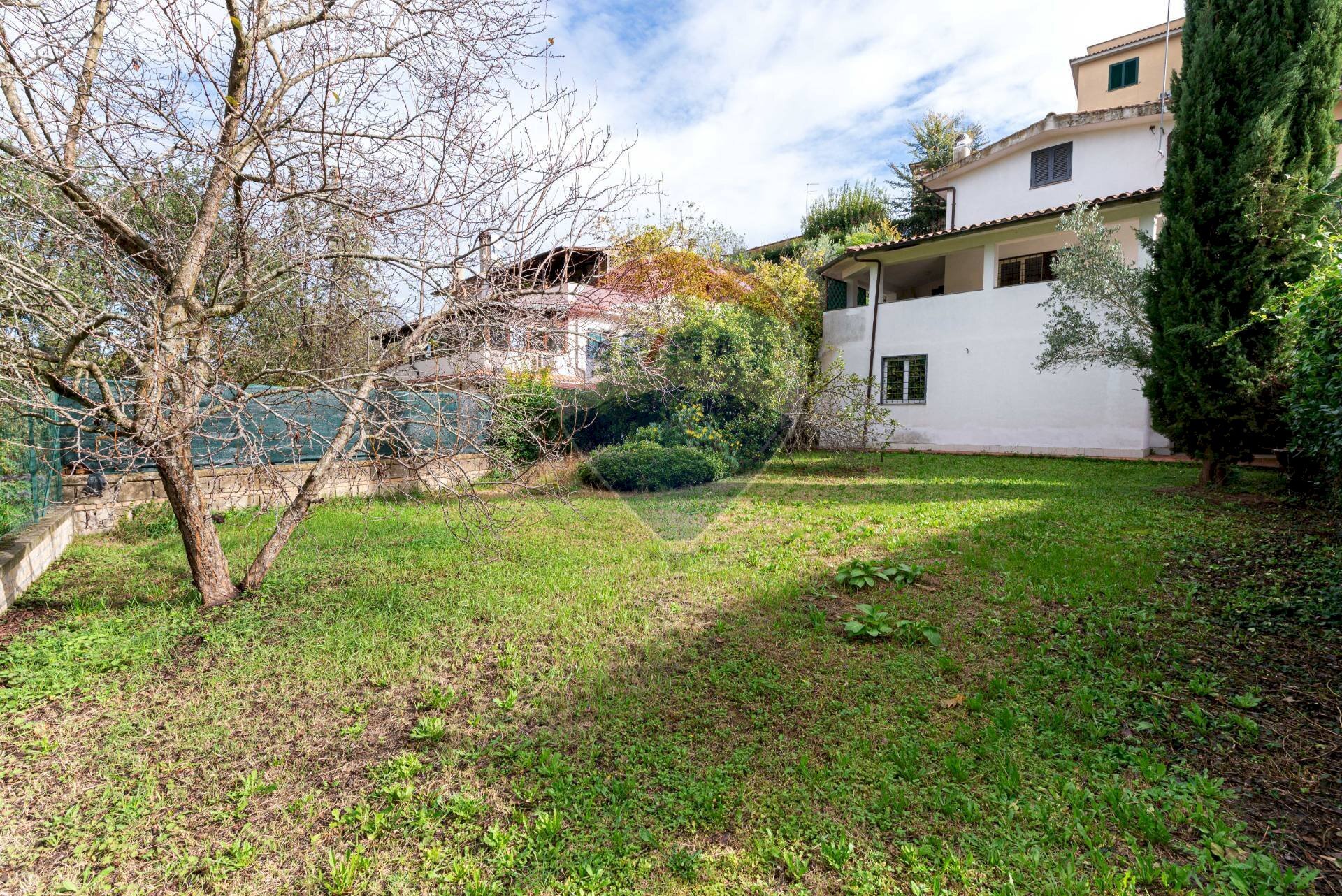 Giardino - Villa via bruno buozzi
 
32, Morlupo - foto 3