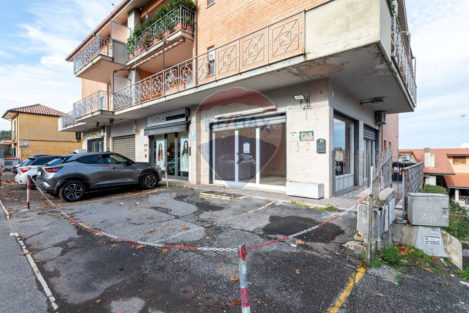 Edificio all\'aperto - Locale Commerciale Via Antonio Gramsci
 
100, Monterotondo - foto 2