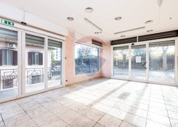 Terrazza - Locale Commerciale Via Antonio Gramsci
 
100, Monterotondo - foto 10