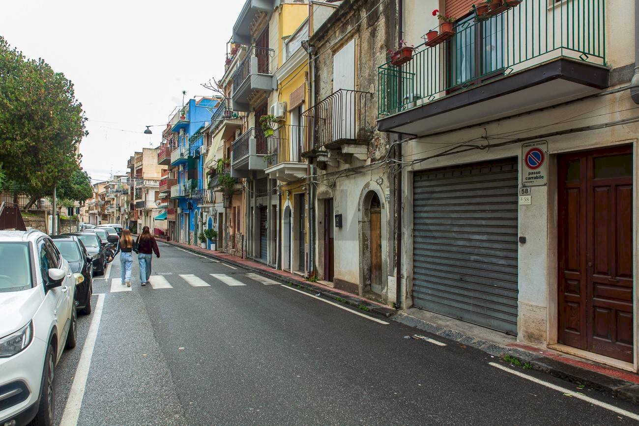 Edificio all\'aperto - Appartamento Corso Vittorio Emanuele
62, Letojanni - foto 3