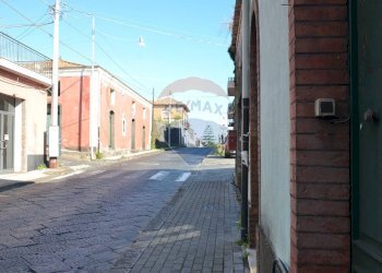 Edificio all\'aperto - Casa indipendente Via Nazionale Mangano
 
284, Acireale - foto 3