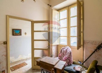 Ufficio - Independent house Via Etna
 
5, San Giovanni la Punta - photo 14