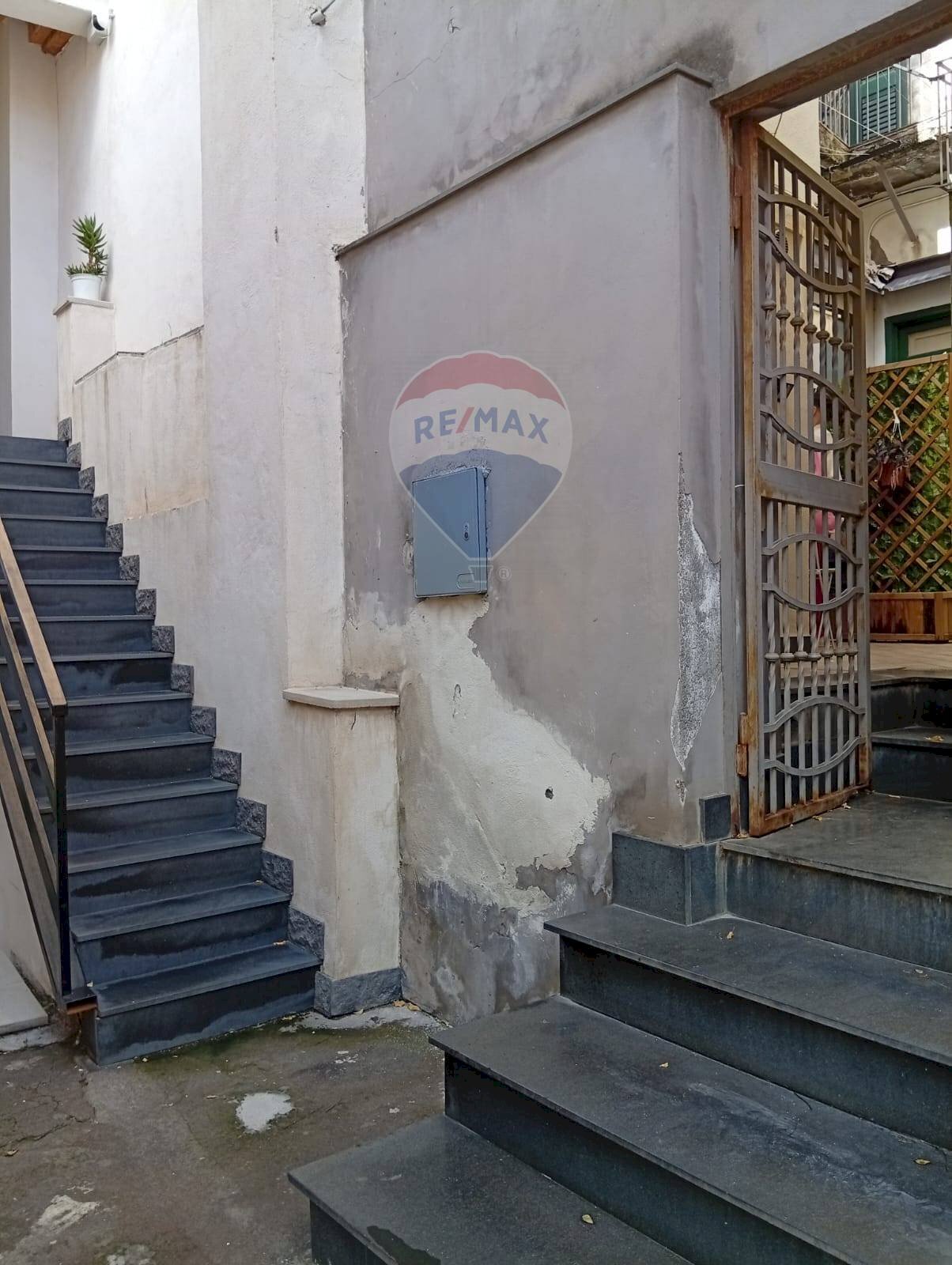 Scale - Bilocale Via Lumacari
 
72, Catania - foto 2