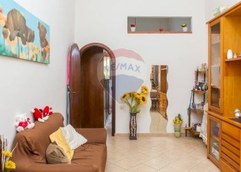 Soggiorno - Bilocale Via Plebiscito
 
785, Catania - foto 16