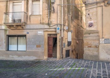 Edificio all\'aperto - Appartamento Via Romano
 
2, Caltagirone - foto 1